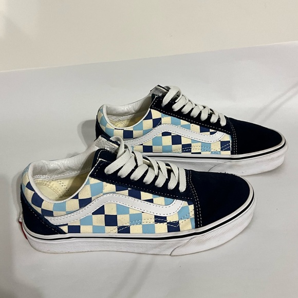 OLD SKOOL CHECKERED NAVY BLUE AND LIGHT BLUE LACE UP VANS - Picture 3 of 7